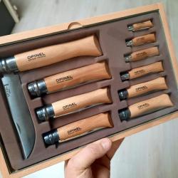 Opinel Vitrine Ramasse Monnaie 10 Couteaux Inox du n°02 au n°12