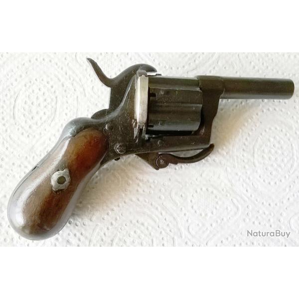 Joli petit revolver a broche 7mm