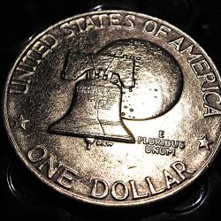 U.S.A piece de one dollar (cloche) commemorative 1776-1976 ttb+