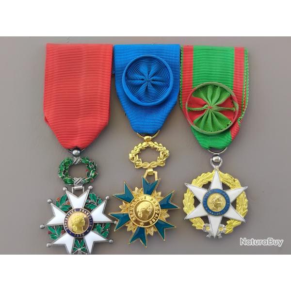 Lot 3 mdailles (Legion d'honneur- ONM et Merite Agricole)