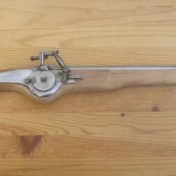 pistolet à rouet MENDI incomplet