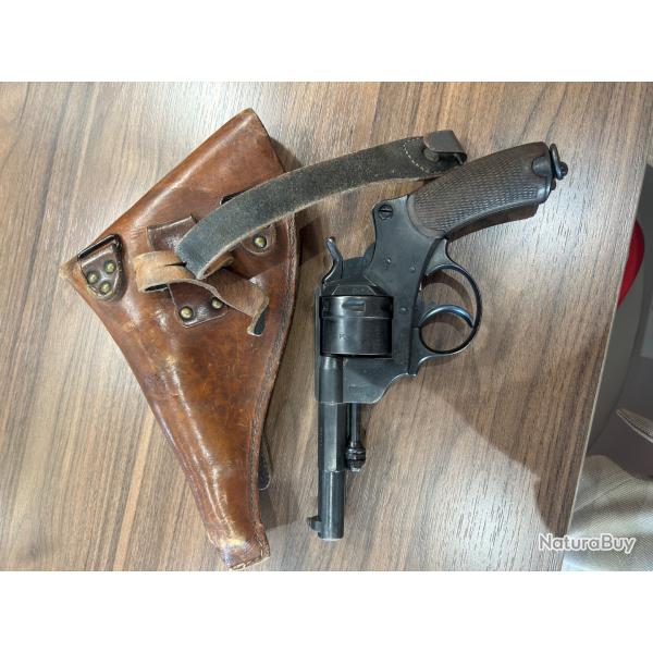 Revolver 1873