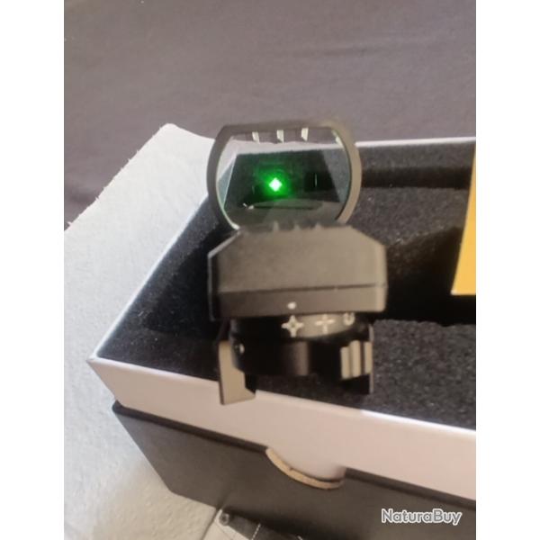 Red hot, viseur point rouge et vert avec 4 rticules et 5 luminosits rglables.  22  1 MOA