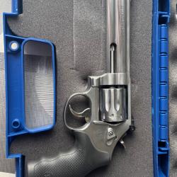Smith et Wesson 617- 6 6 pouces