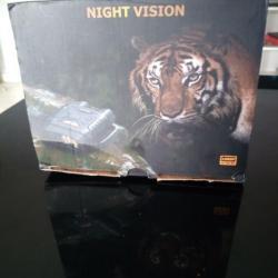 jumelle monoculaire infra rouge vision nocturne jour et nuit.
