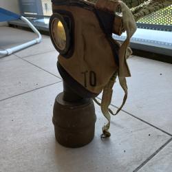 Masque à gaz armée française de la 2° guerre mondiale daté de 1938.