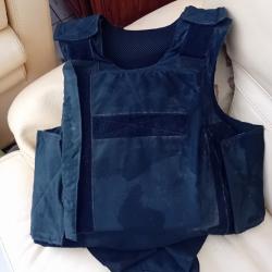 GILET PARE BALLES + LAMES + ANTI TRAUMA FEMININ TAILLE M + 2 PLAQUES POLYETHYLENE NIJ 3 ARMES GUERRE