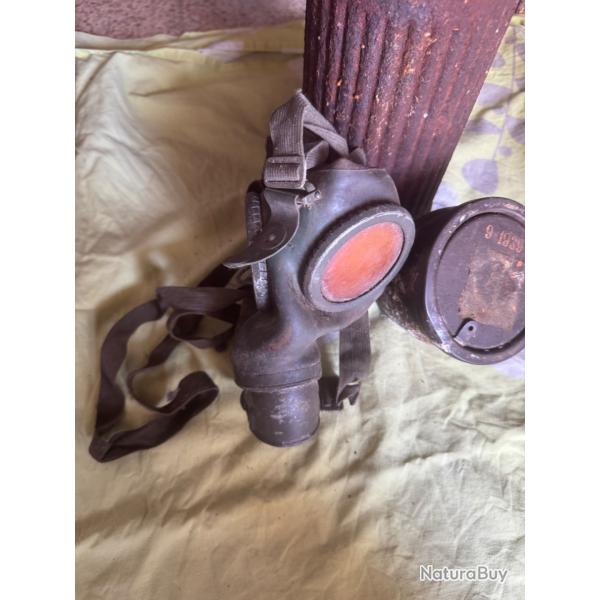 Masque  gaz allemand GM30 1939 complet avec bote  original Wehrmach