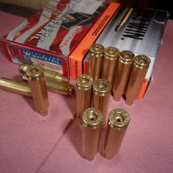 75  douilles vides calibre  243 WINCHESTER   diverse marque  LIVRER   SANS  BOITE