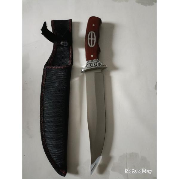 A vendre beau couteau lame fixe