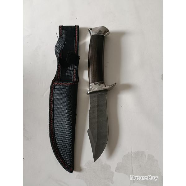 A vendre Joli couteau lame fixe
