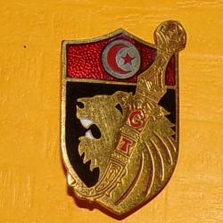 Goums de TUNISIE, Augis Saint Barthélémy, dos lisse , écu rouge et noir tête de lion doré koumia