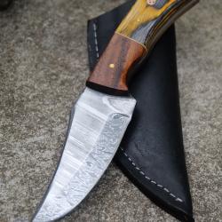 Couteau Skinner Damas Lame Upswept Acier 256 Couches Manche Bois Tigre Etui Cuir Fabr Artisanale