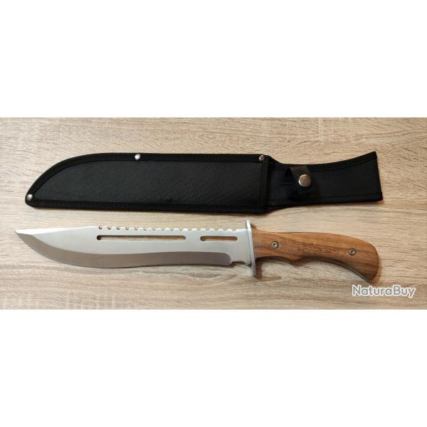 Machette avec manche en bois