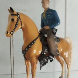 Figurine vintage 1950s Hartland plastics 900 series 12" blue shirt champ cowboy figure.