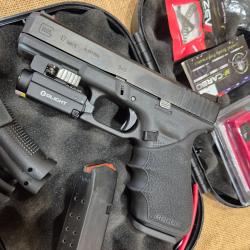 Glock 17 gen 5 TOP OCCASION 9x19 détente ZEV hausse fibre LPA poignée HOGUE ETC...