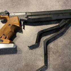 pistolet feinwerkbau modèle 102 calibre 4,5 Droitier