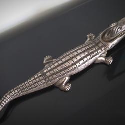 Crocodile casse-noisettes en superbe état! Objet des années 30 made in England-Nestor-numéroté