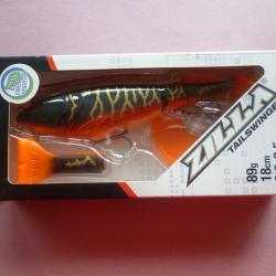LEURRE HYBRIDE ARTICULE ZILLA TAILSWINGER 18CM - 89 g modèle shadow tiger