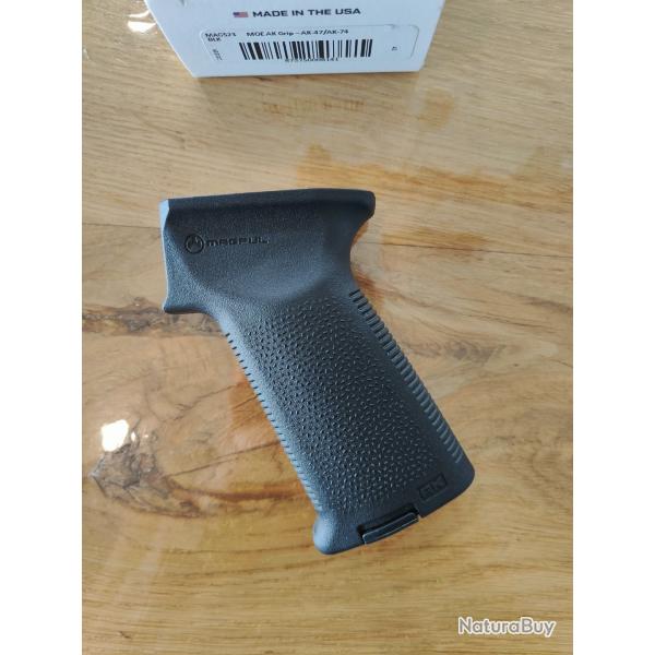 Poigne AK Magpul