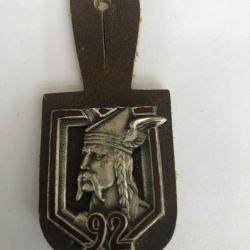 INSIGNE , PUCELLE 92 REGIMENT D'INFANTERIE DE CLERMONT FERRAND