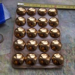 plaquette boutons militaire dia. 2,5 cms uniforme
