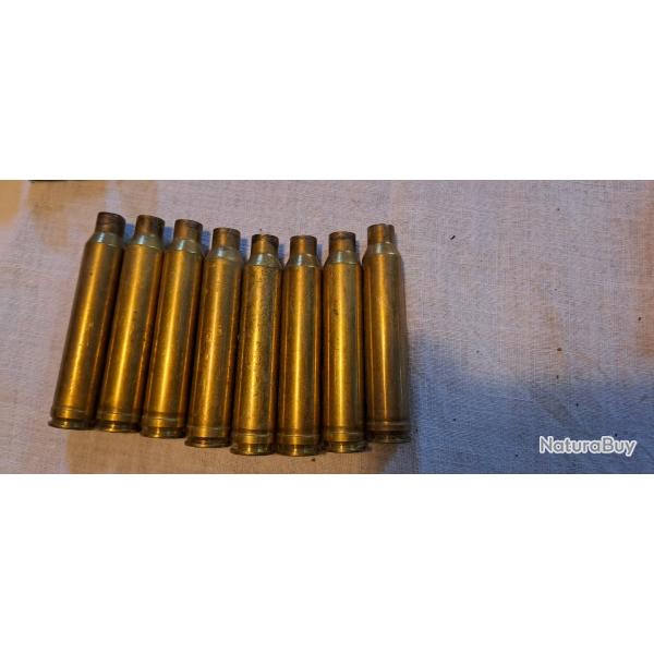 Douilles d'occasion tires une fois Calibre 300 W magnum qt 18.