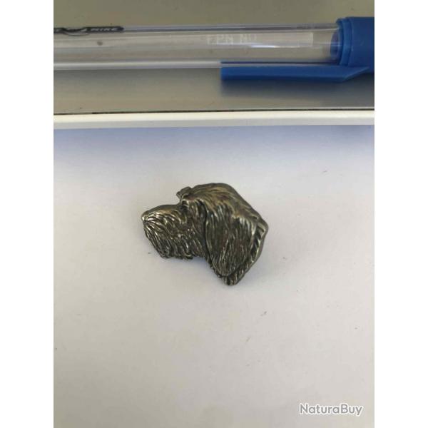 PIN'S TETE DE GRIFFON KORTAL