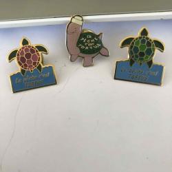 LOT DE 3 PIN'S MARQUE TORTUE, COLLECTION