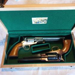boite coffret pour deux revolvers colt ou autres