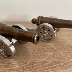 Paire de Canons Décoratifs Collection Bronze Acier Chromé Militaria Artillerie