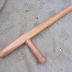 Tonfa  bâton de défense 51 cm