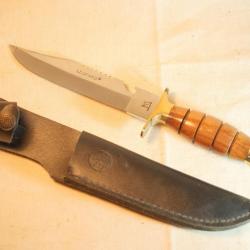 Couteau de survie chasse ou western LEOPARD Très bel état d'usage EBR24CHA007