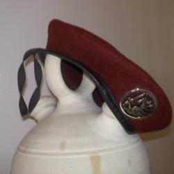 beret rouge para metro,rouge reglementaire