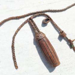 Dragonne sabre français officier modèle 1882 en l'état accidents manques couleur fauve LIS25TRO001