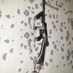 portes clés fusil   A25.