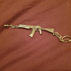 portes clés fusil   A25.11