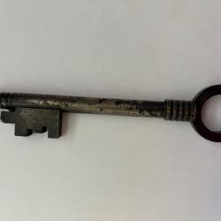 Briquet de table Myon en forme de clé des années 50