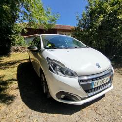 Peugeot 208 1.6L 100cv