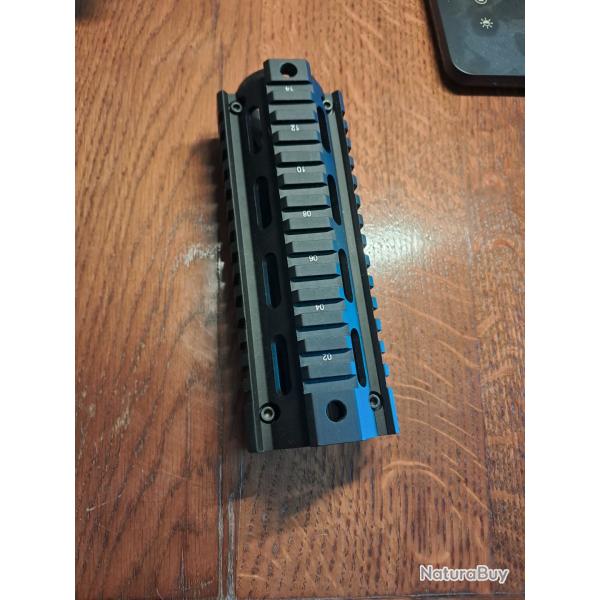 Garde main AR15 quadrail carbine