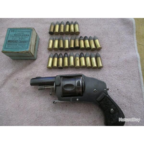 Revolver bulldog hamerless  puppy 320 +26 catrtouches 320