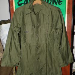 ARMEE AMERICAINE U.S : CHEMISE EN COTON OG-107 DE 1964 DE LA PERIODE DE LA GUERRE DU VIETNAM ,TAILLE