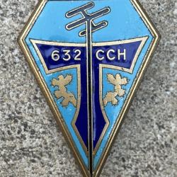 632° Compagnie de Cables Hertziens, émail, dos lisse gravé