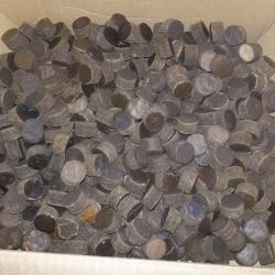 lot de 500 anciennes bourres feutre compréssé cal 12