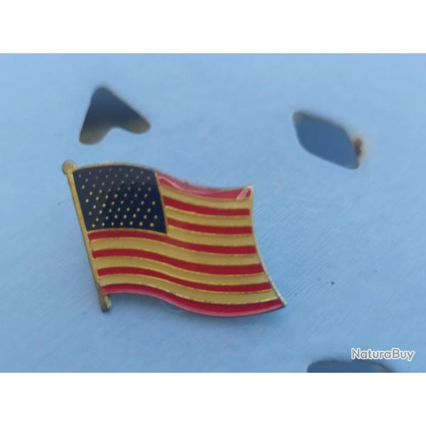 PINS PATRIOTIQUE USA  DRAPEAU ETATS UNIS