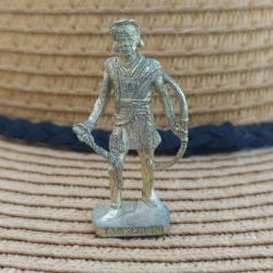 FIGURINE KINDER METAL TAROHON  INDIEN WESTERN METALLFIGUR