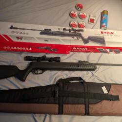 Carabine Umarex UX Syrix + lunette + 2500 plombs + fourreau - État neuf