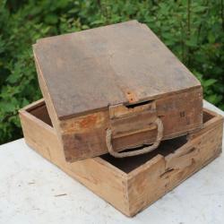 MILITARIA ALLEMAND WWII lot de caisses mortier  8 cm Gr.W.34 Granate Werfer 34 Lot à restaurer