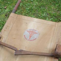 US ARMY - brancard MEDICAL DEPARTMENT STEEL LITTER insigne en provenance NORMANDIE 1944 - WWII