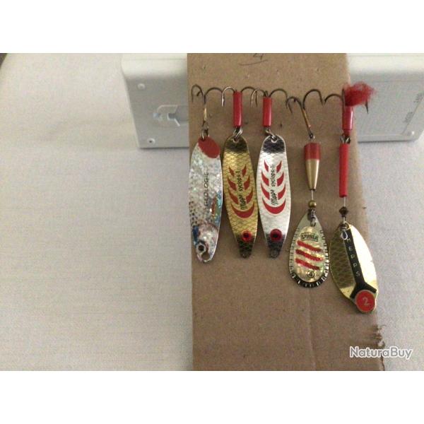 Lot de cuillres ondulantes et tournantes